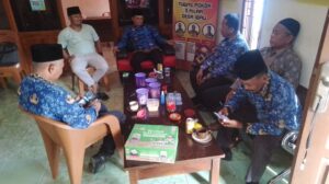 Camat Mestong Berkunjung ke Desa Ibru