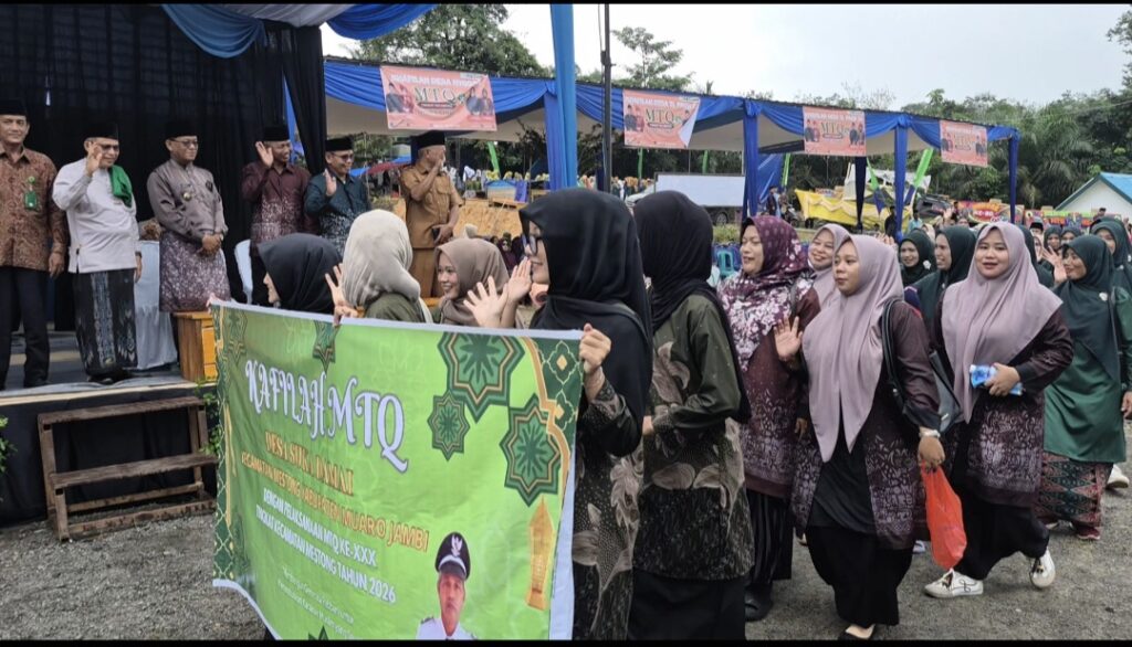 Perayaan Lomba Pawai Ta'aruf MTQ ke 30 Kecamatan Mestong Di Desa Ibru tahun 2026